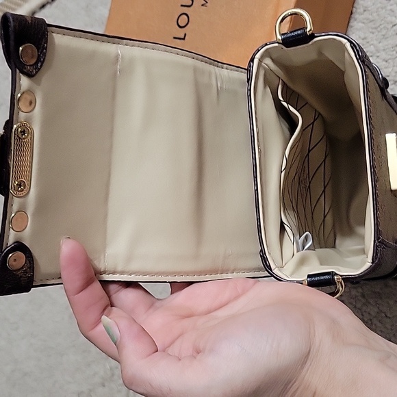 Louis Vuitton Brown and Gold Monogram Trunk Bag - Picture 5 of 8